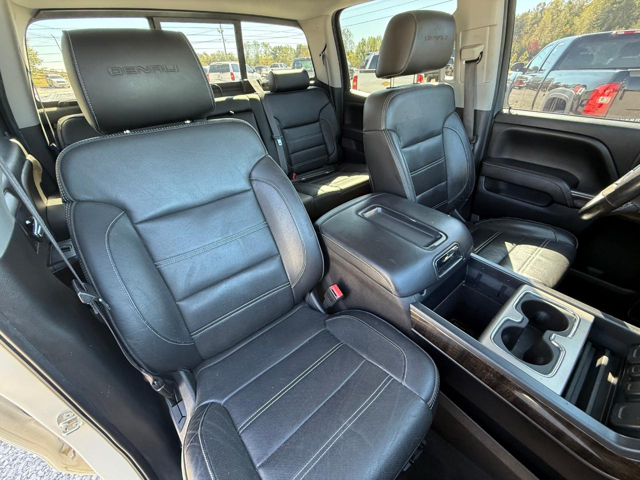 GMC Sierra 1500 Denali Crew Cab Short Box 4WD 2015