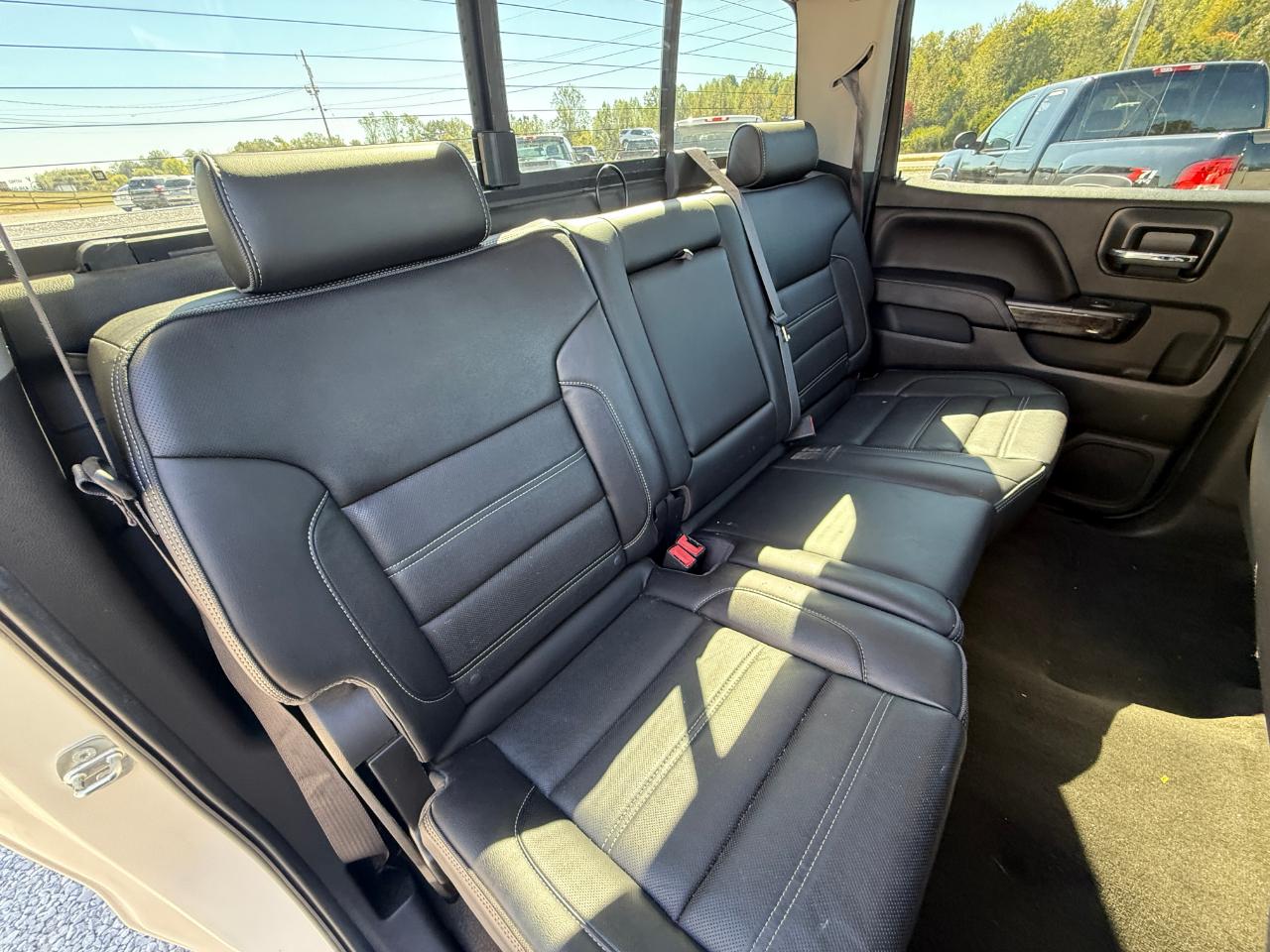 GMC Sierra 1500 Denali Crew Cab Short Box 4WD 2015