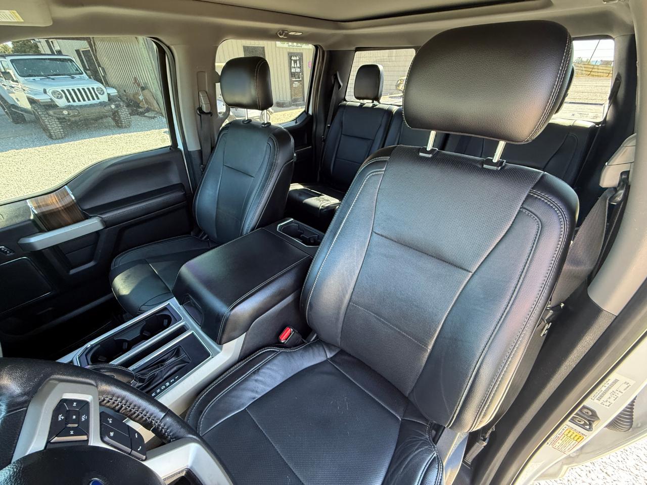 Ford F-150 Lariat SuperCrew 4WD 2017