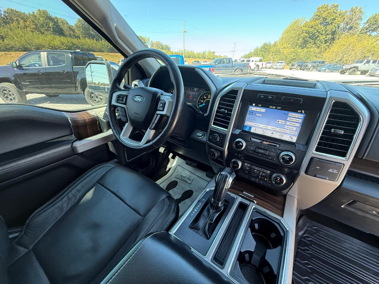Ford F-150 Lariat SuperCrew 4WD 2017