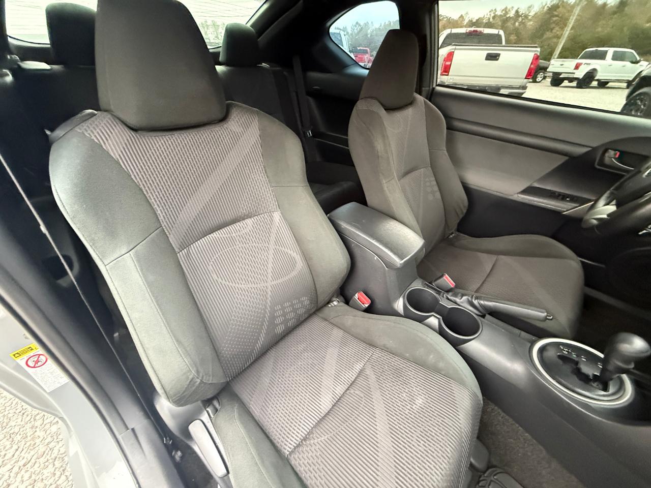 Scion tC  2011