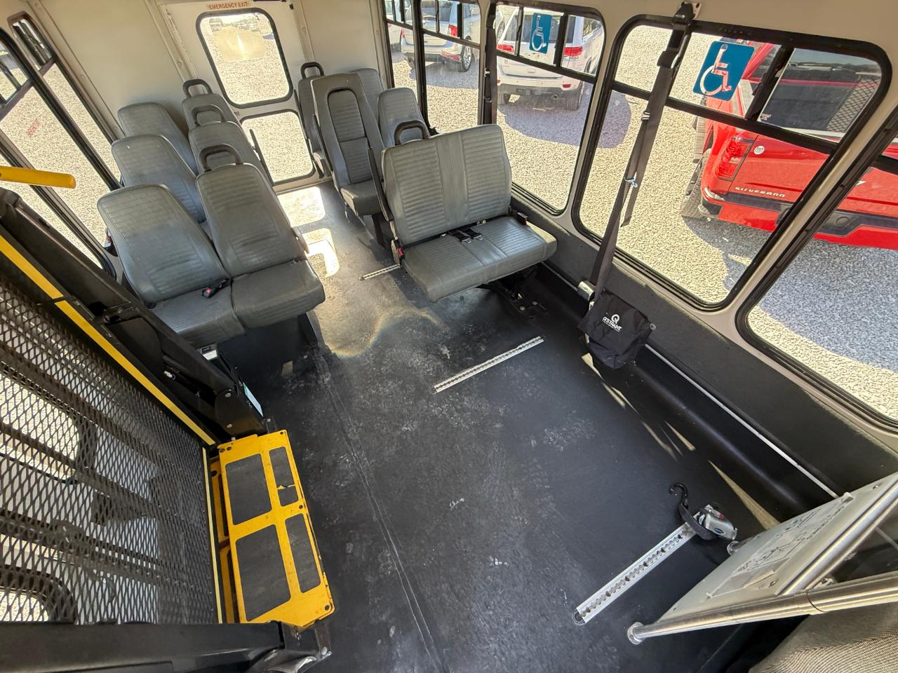 Ford Econoline E350 2016