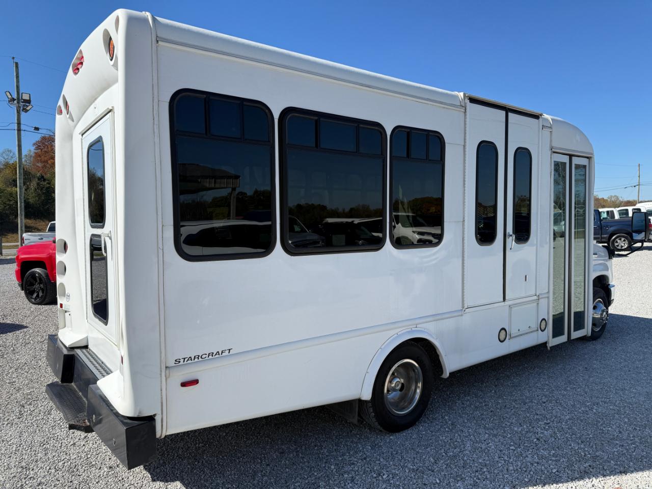 Ford Econoline E350 2016