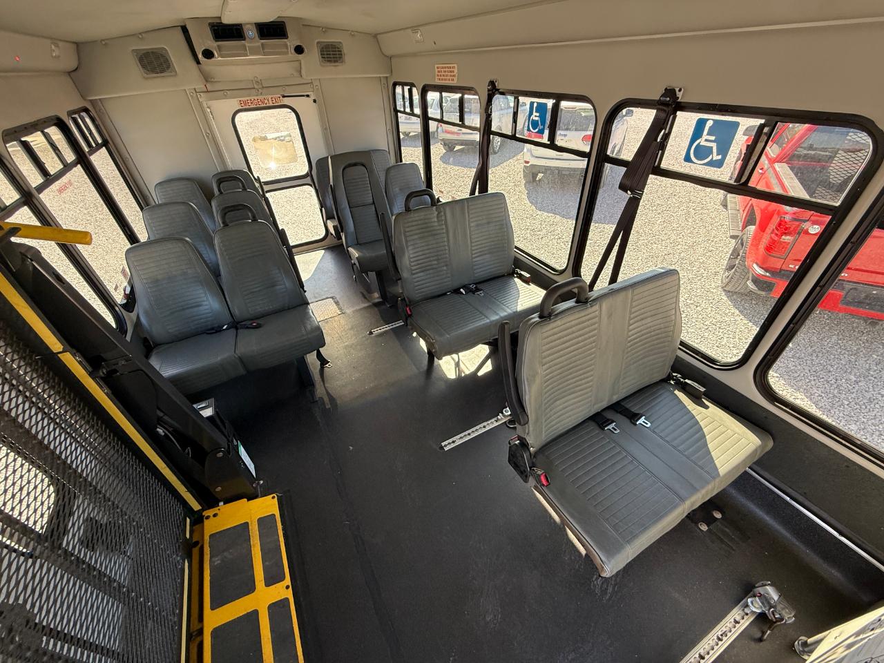 Ford Econoline E350 2016