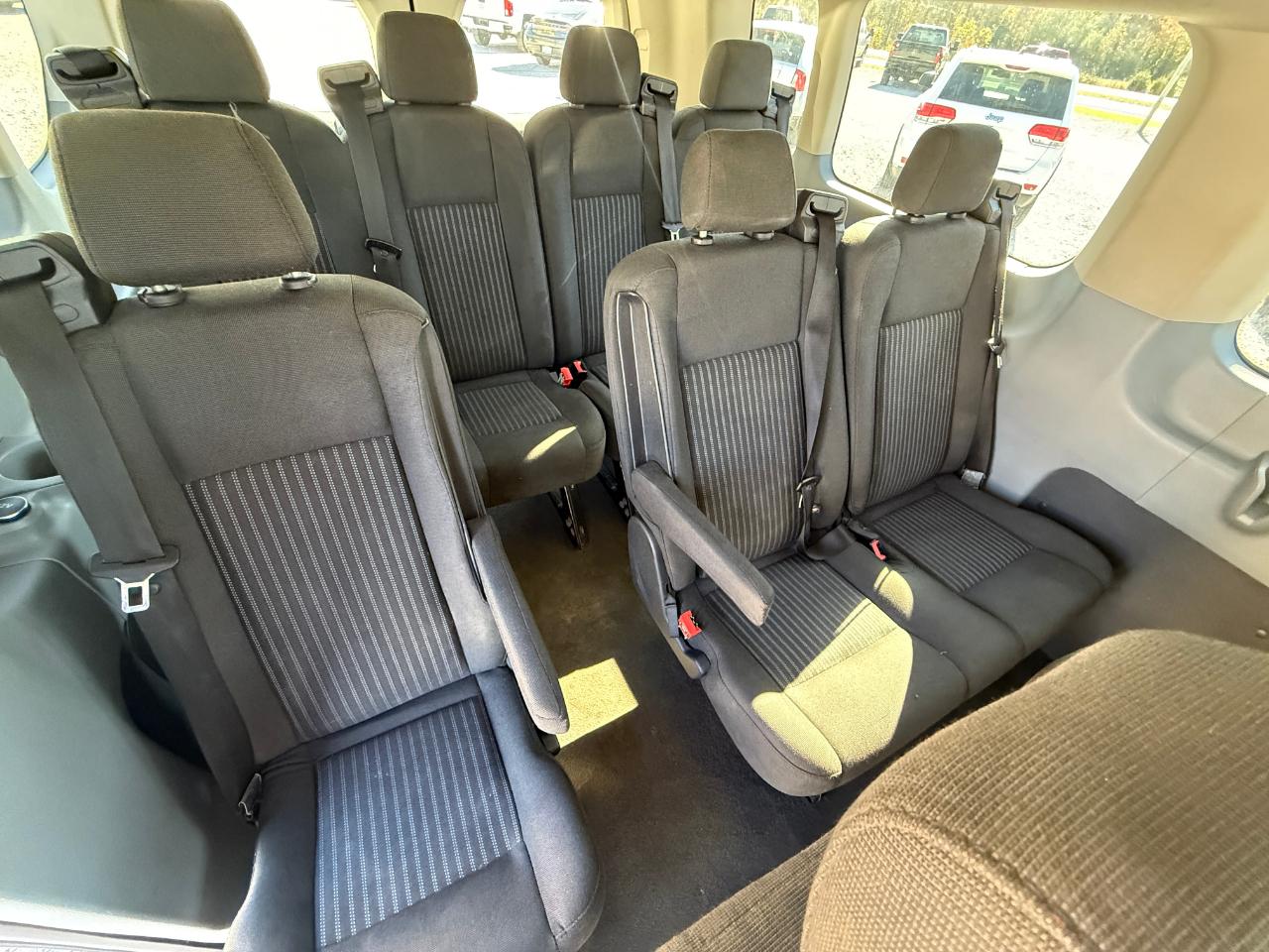 Ford Transit 350 Wagon Low Roof XLT 60/40 Pass. 148-in. WB 2016