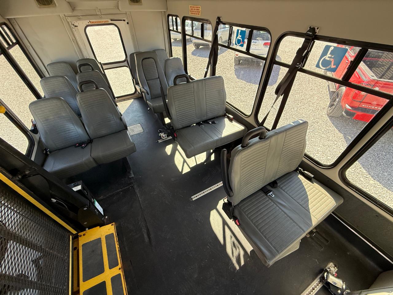 Ford Econoline E350 2016
