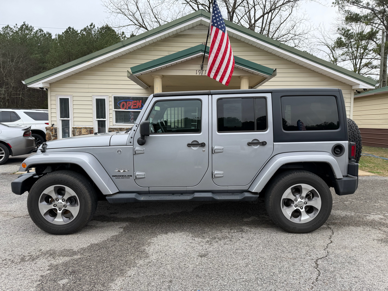 Jeep Wrangler Unlimited Sahara 2016