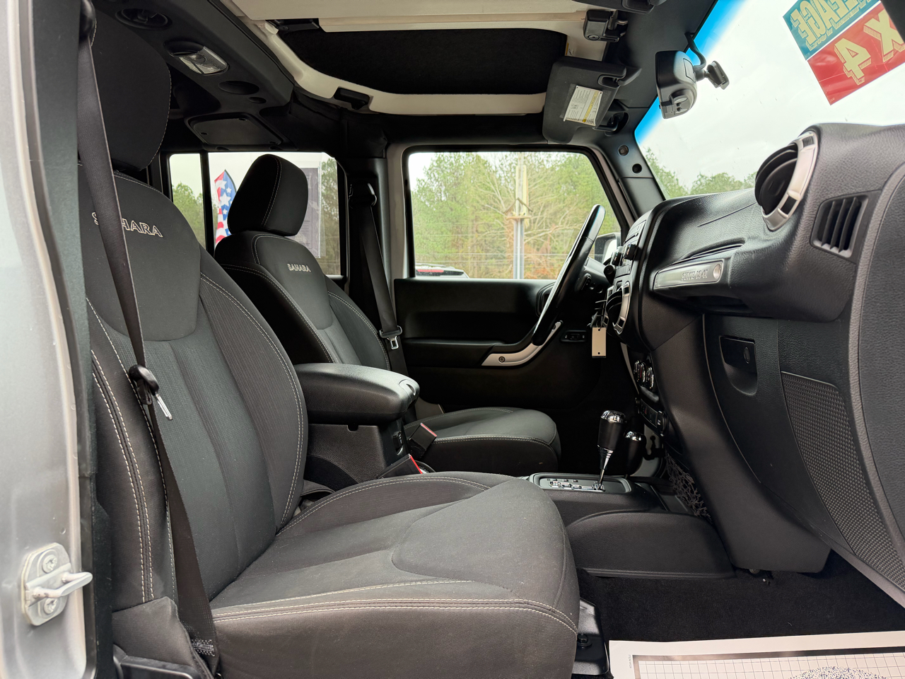 Jeep Wrangler Unlimited Sahara 2016