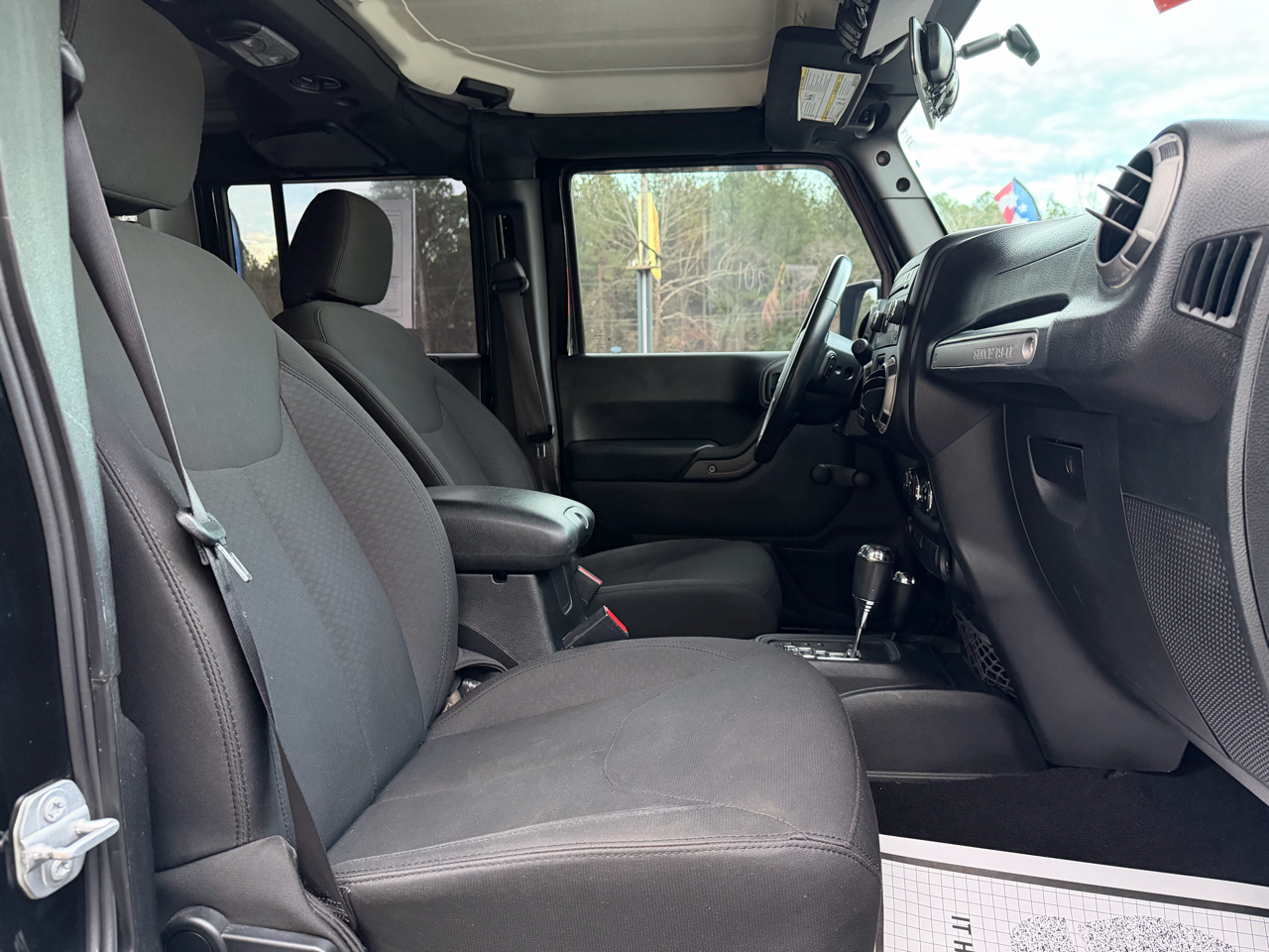 Jeep Wrangler Unlimited Sport 2017