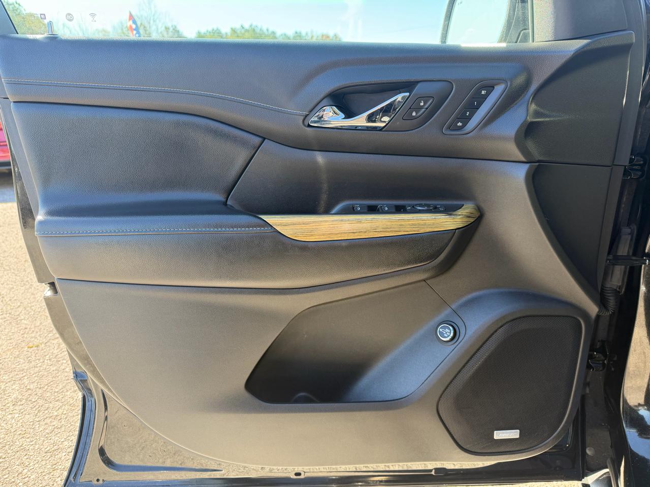 GMC Acadia Denali 2019