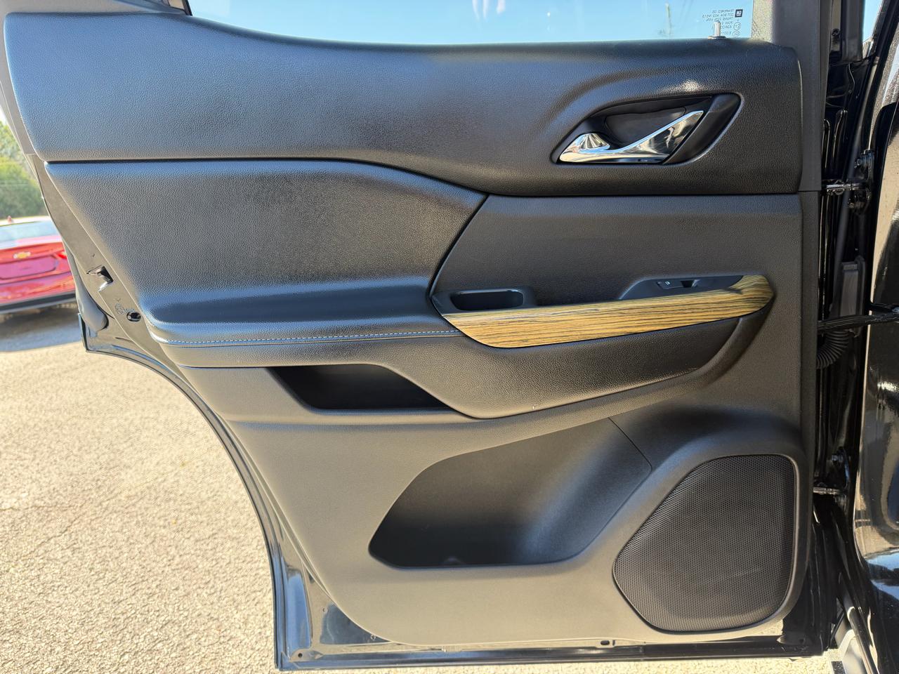 GMC Acadia Denali 2019