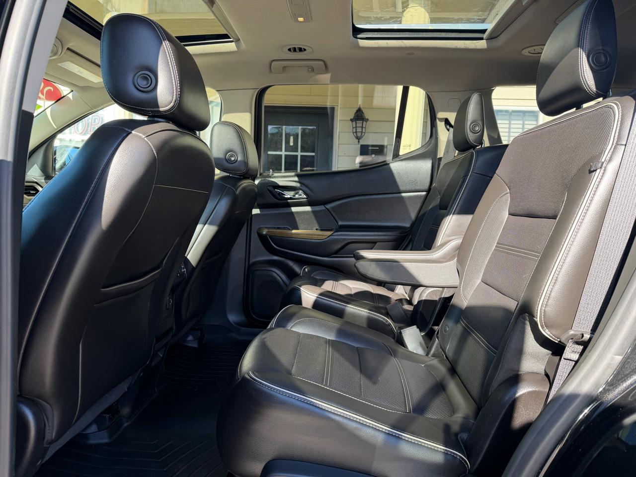 GMC Acadia Denali 2019