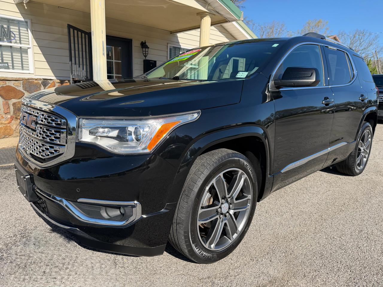 GMC Acadia Denali 2019