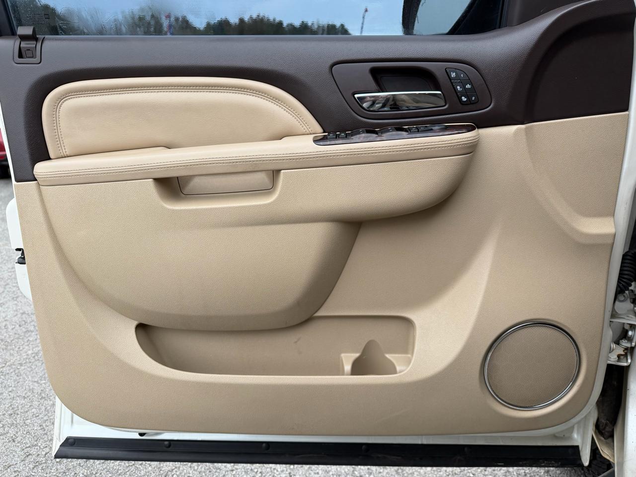 GMC Yukon Denali 2WD 2011