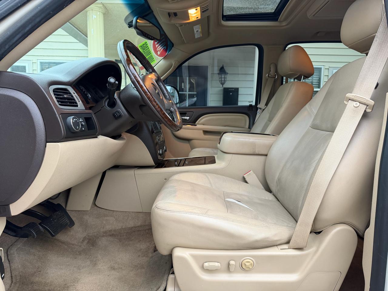 GMC Yukon Denali 2WD 2011