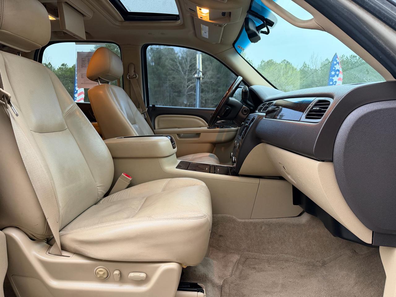 GMC Yukon Denali 2WD 2011