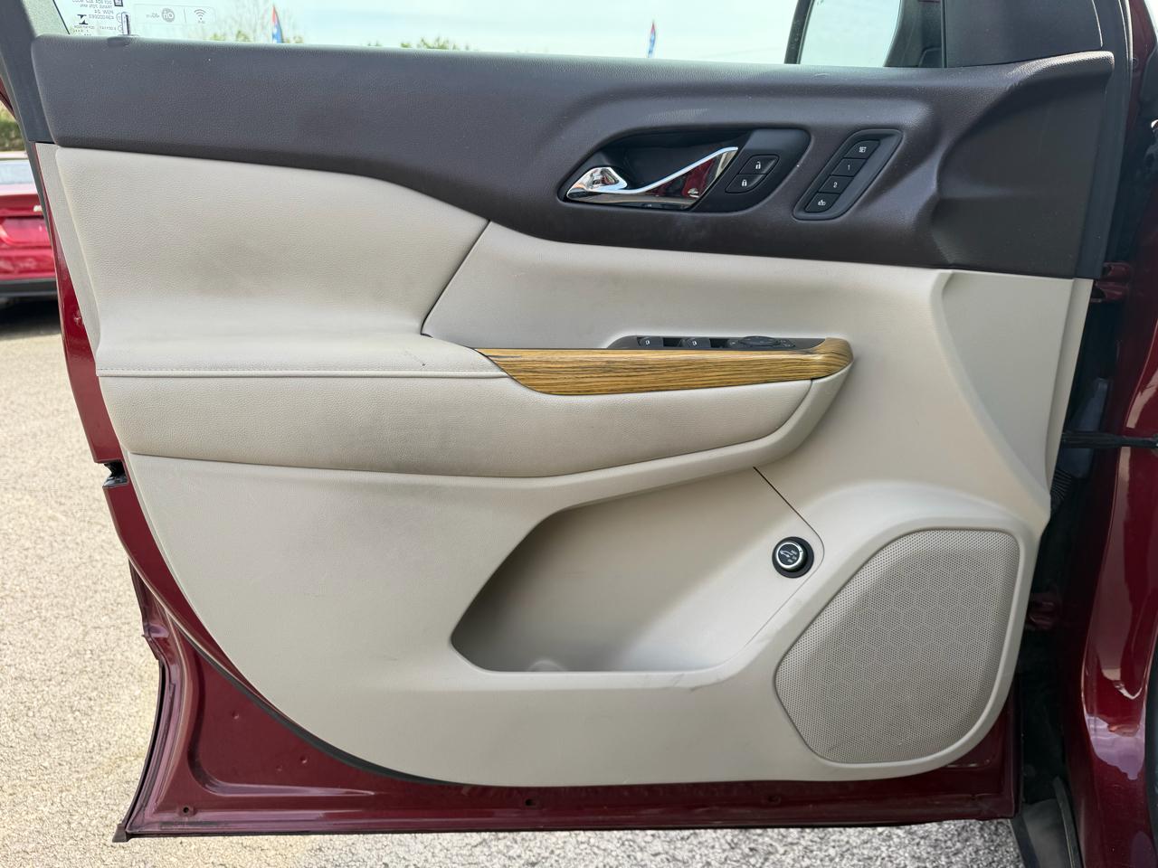 GMC Acadia Denali 2017