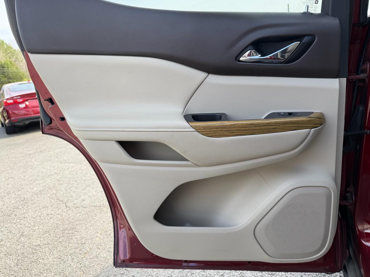 GMC Acadia Denali 2017