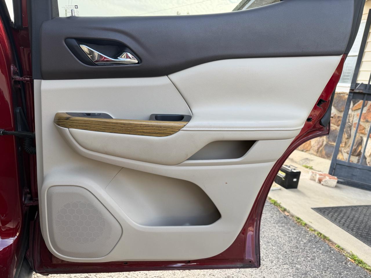 GMC Acadia Denali 2017