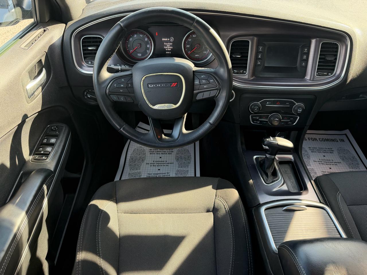 Dodge Charger SE 2016