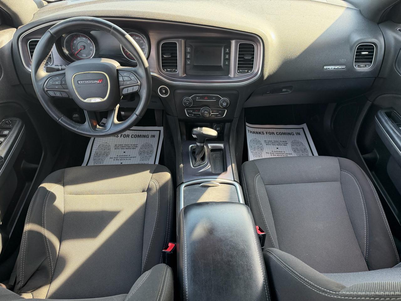 Dodge Charger SE 2016