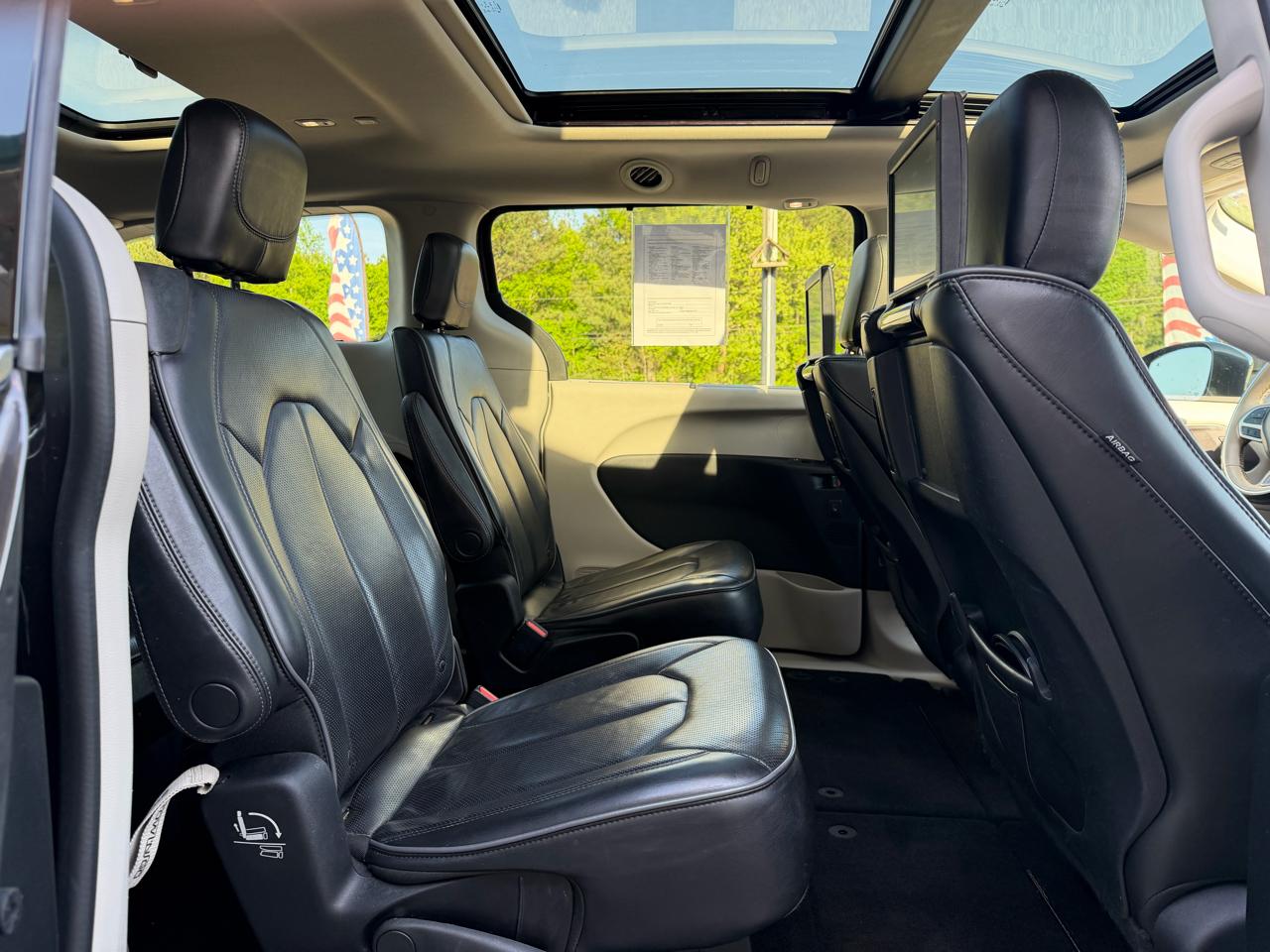 Chrysler Pacifica Limited 2018