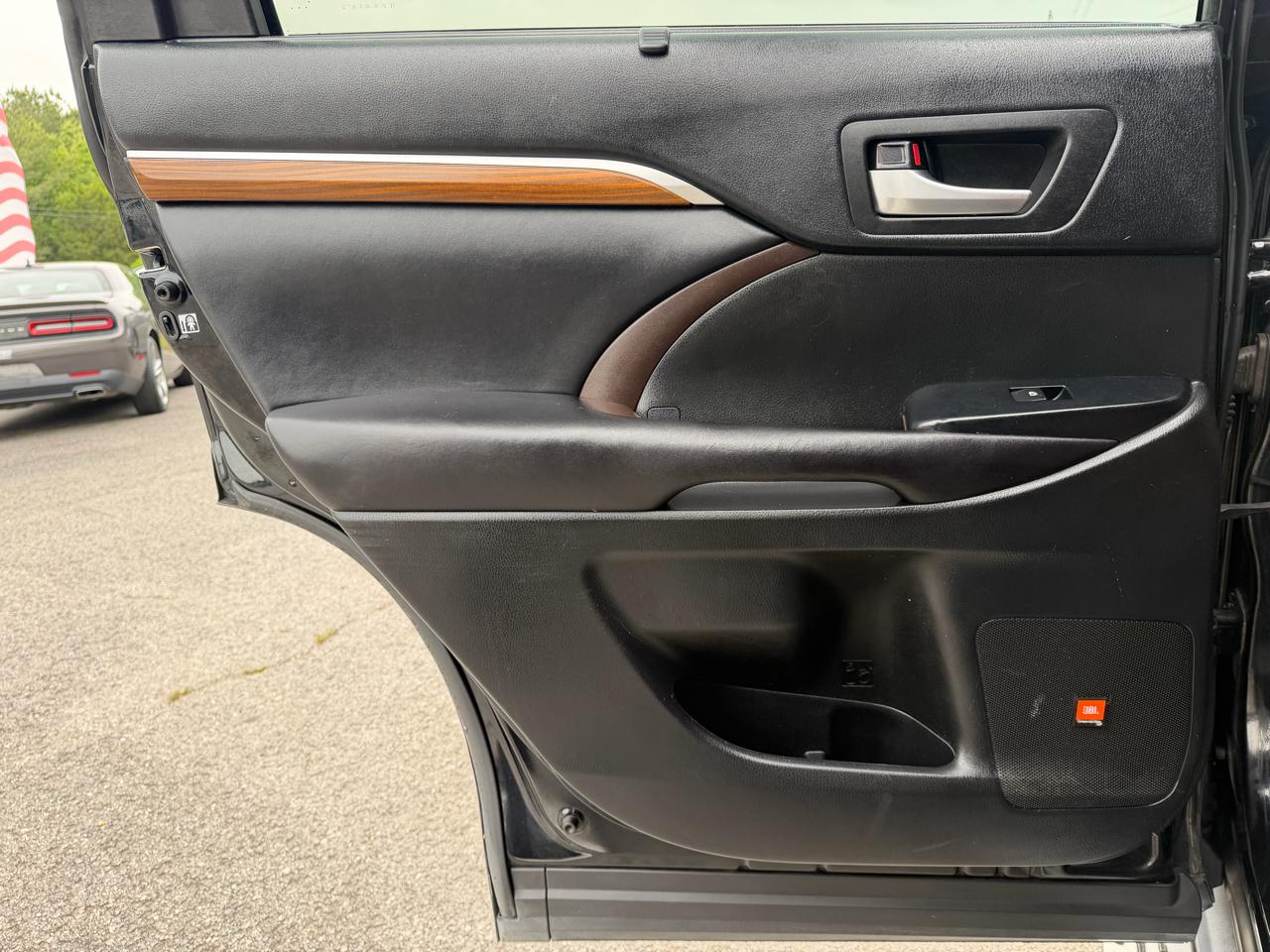 Toyota Highlander Limited 2017