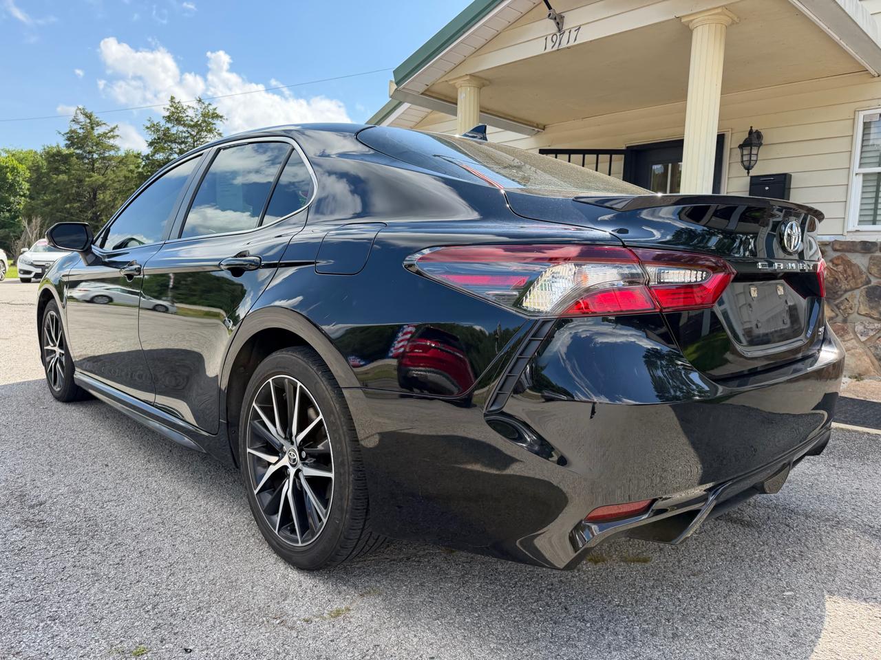 Toyota Camry SE Nightshade Edition 2023