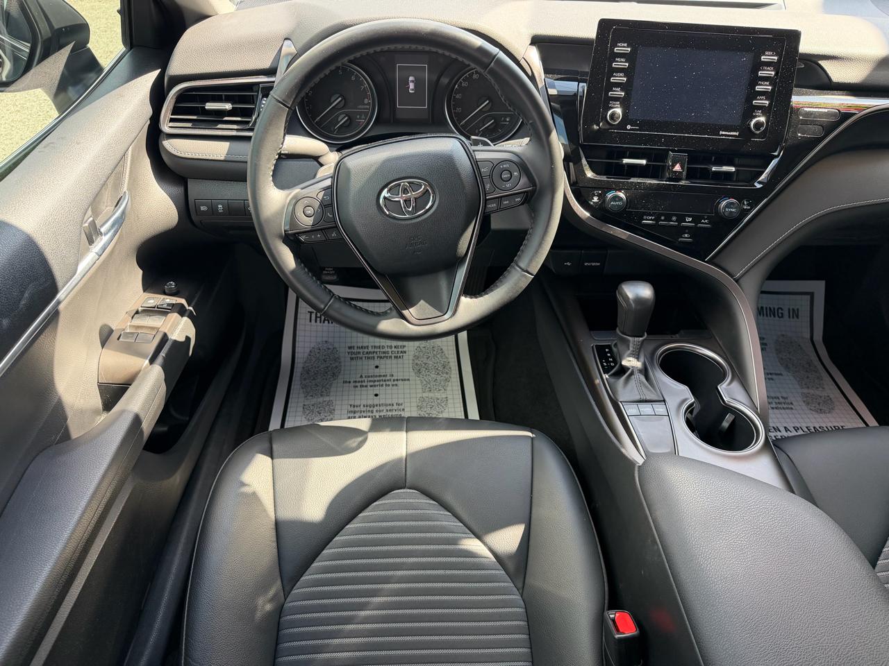 Toyota Camry SE Nightshade Edition 2023