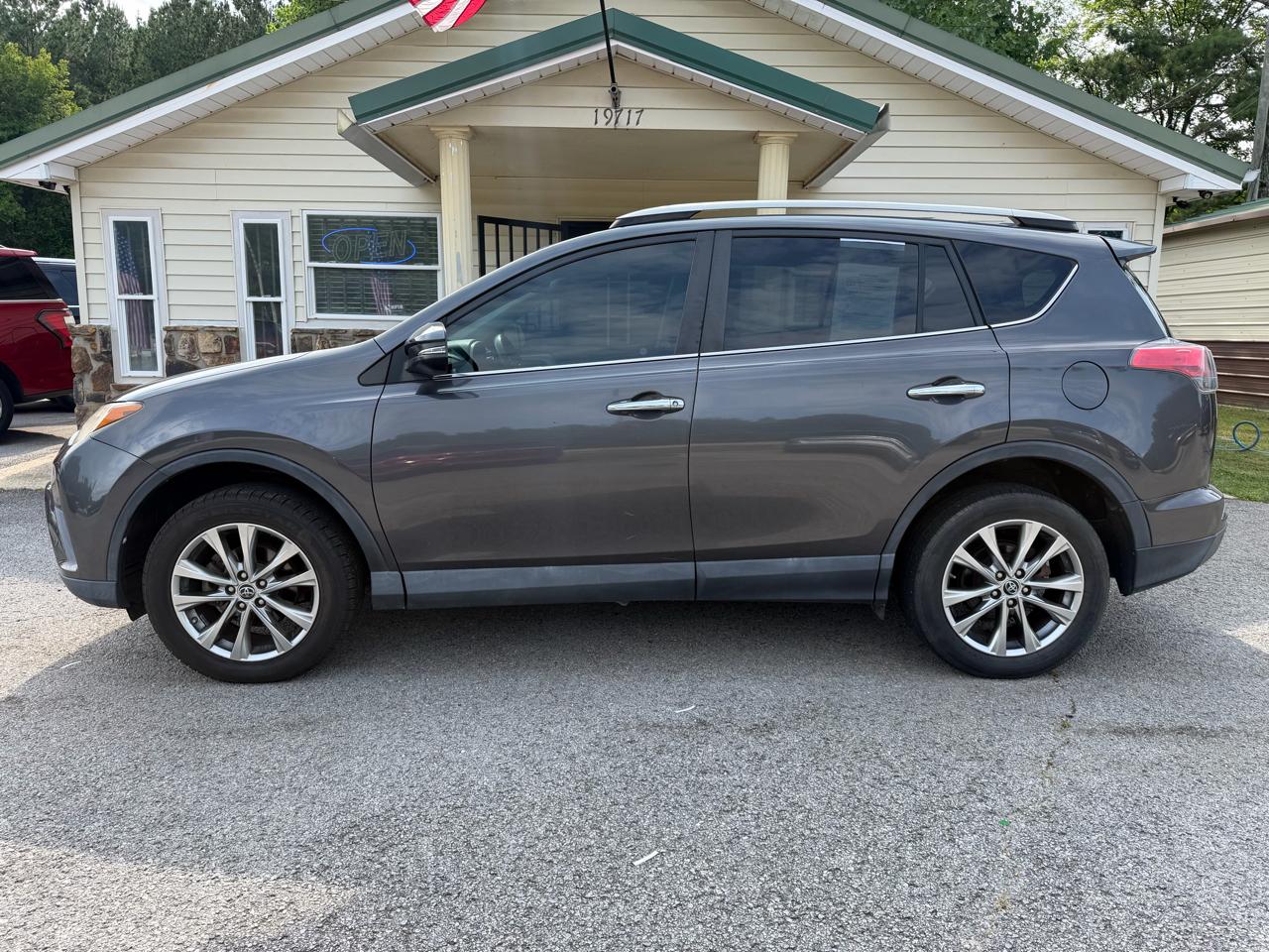 Toyota RAV4 Limited 2017