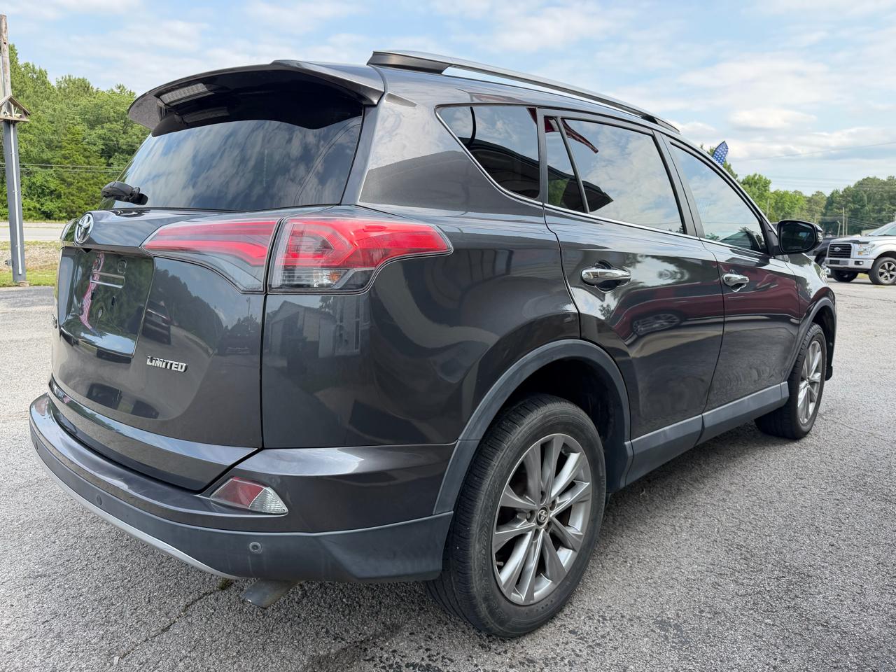 Toyota RAV4 Limited 2017