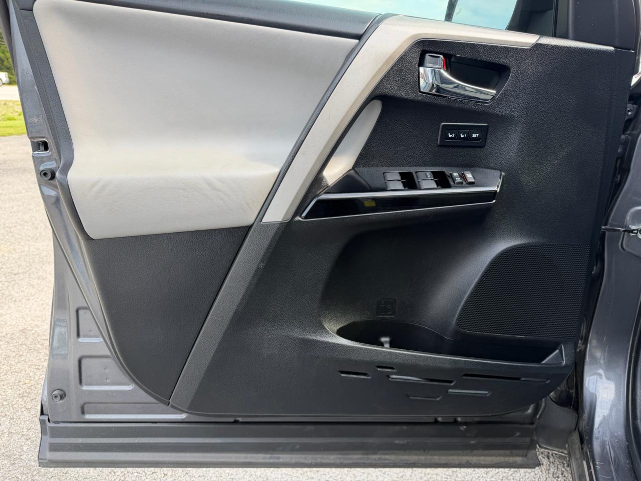 Toyota RAV4 Limited 2017