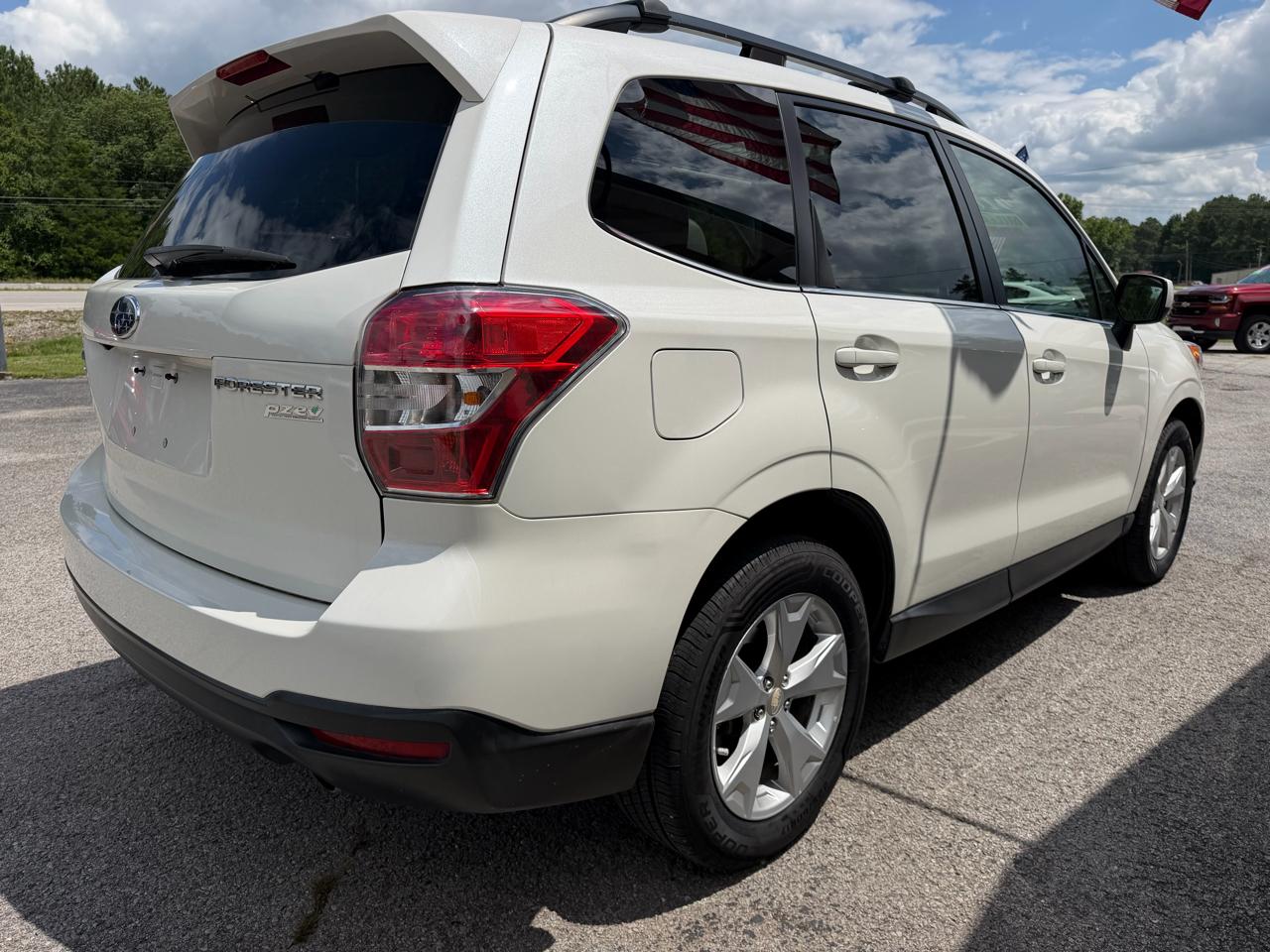 Subaru Forester 2.5i Touring 2016
