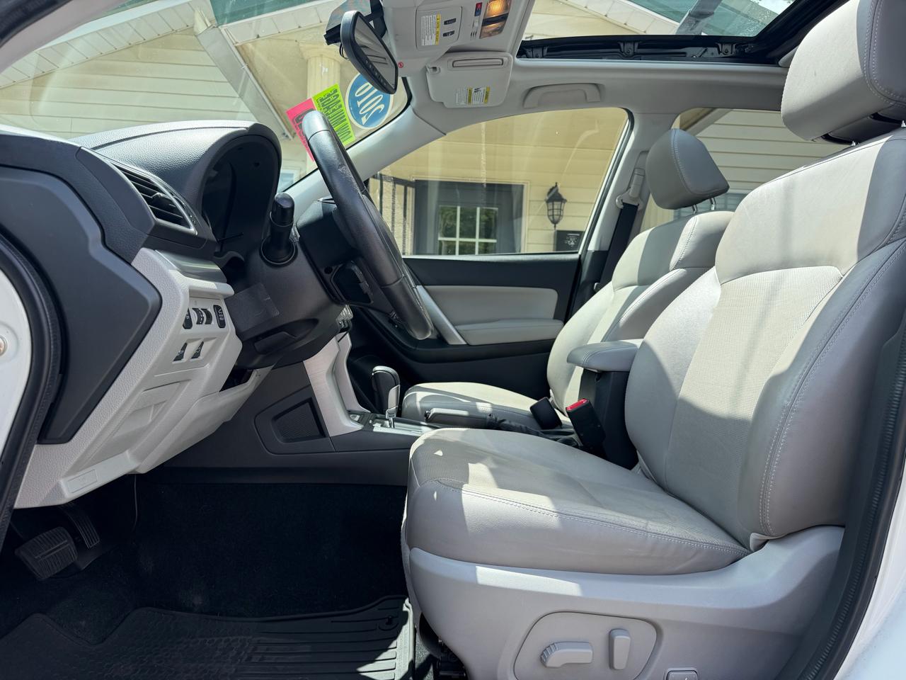 Subaru Forester 2.5i Touring 2016