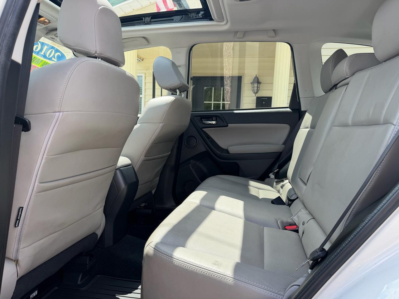 Subaru Forester 2.5i Touring 2016