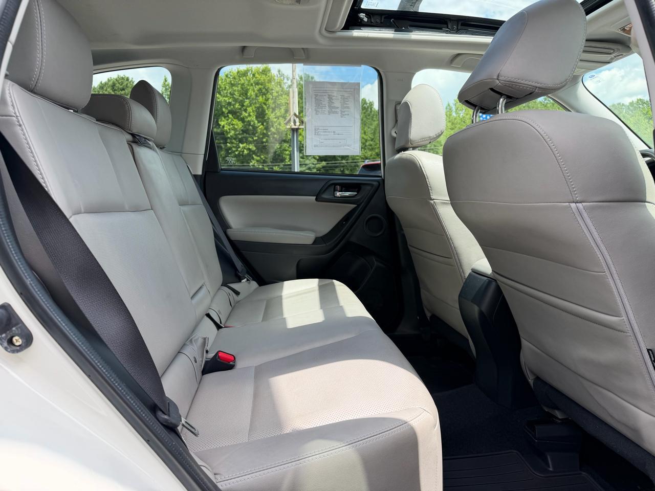 Subaru Forester 2.5i Touring 2016