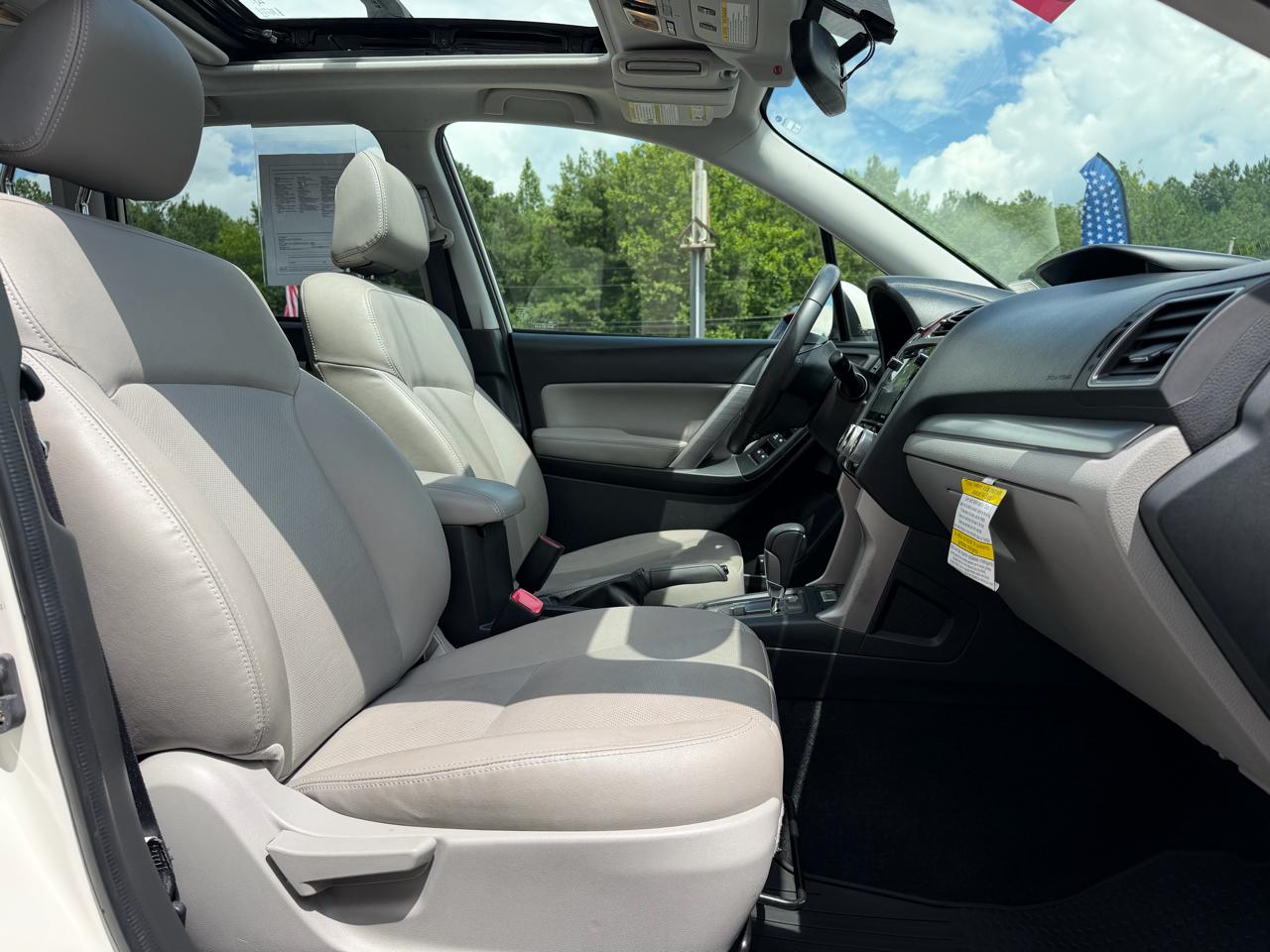 Subaru Forester 2.5i Touring 2016