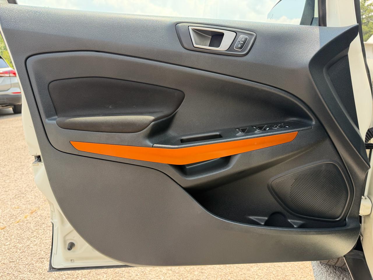 Ford EcoSport SE 2021