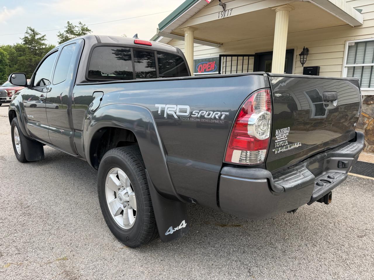 Toyota Tacoma  2015