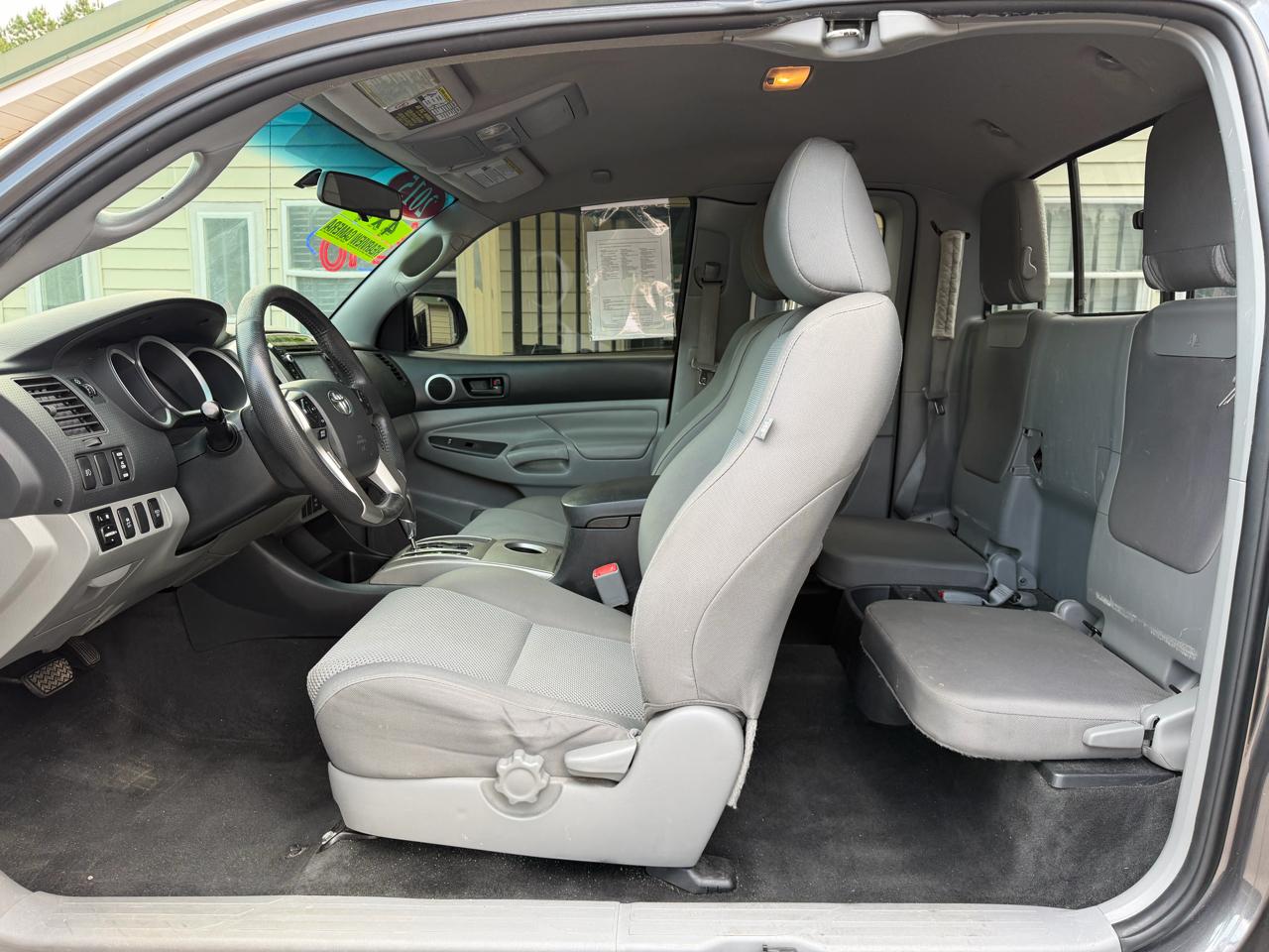 Toyota Tacoma  2015