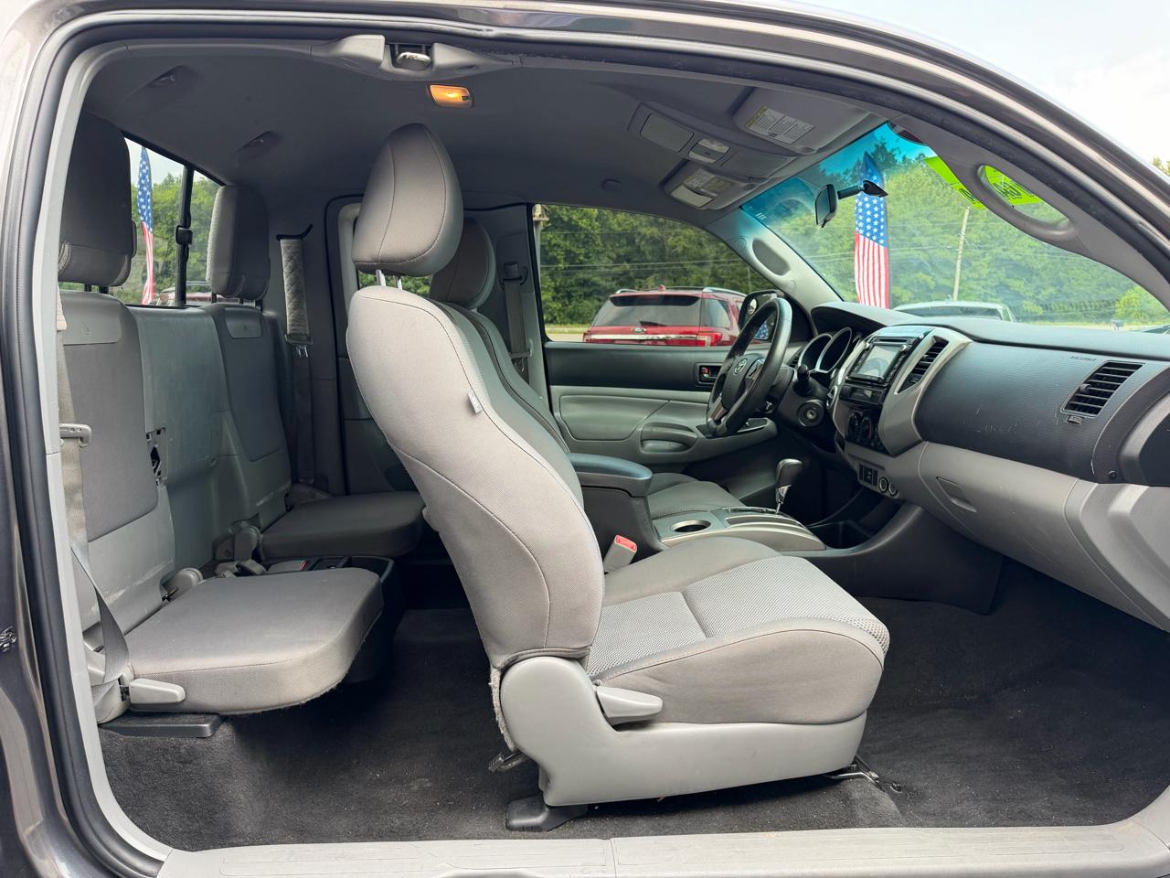 Toyota Tacoma  2015