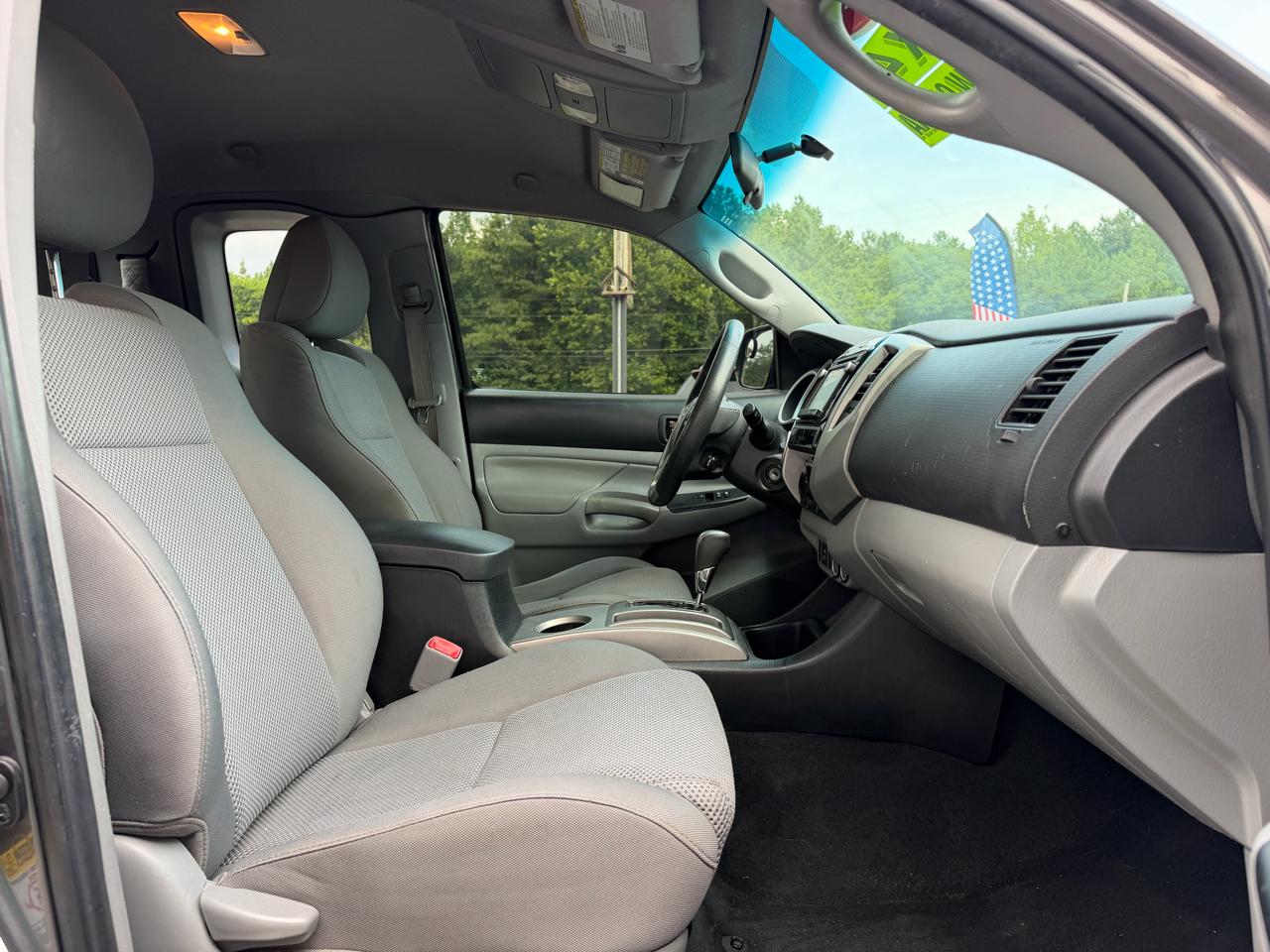 Toyota Tacoma  2015