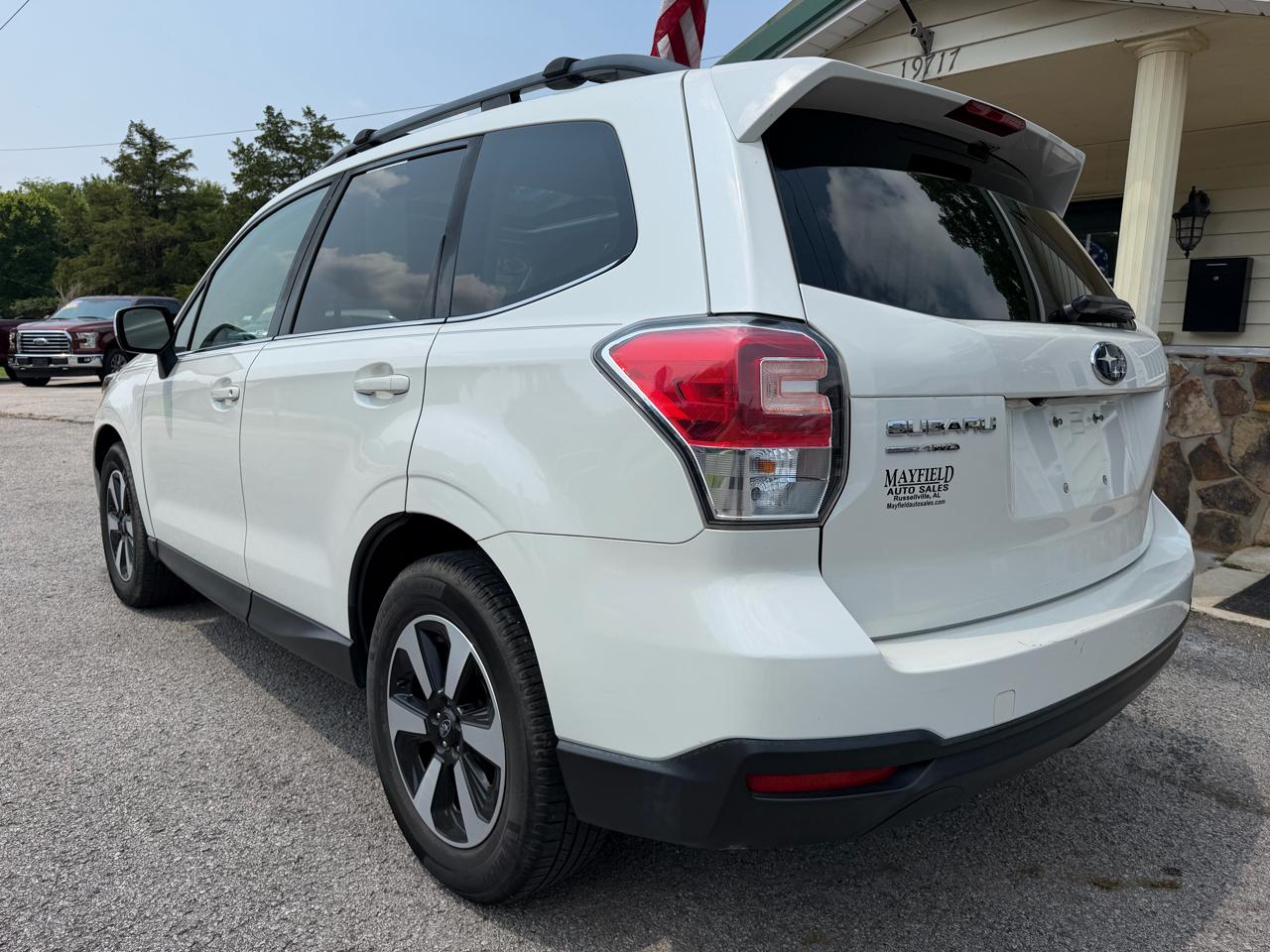 Subaru Forester 2.5i Limited 2017