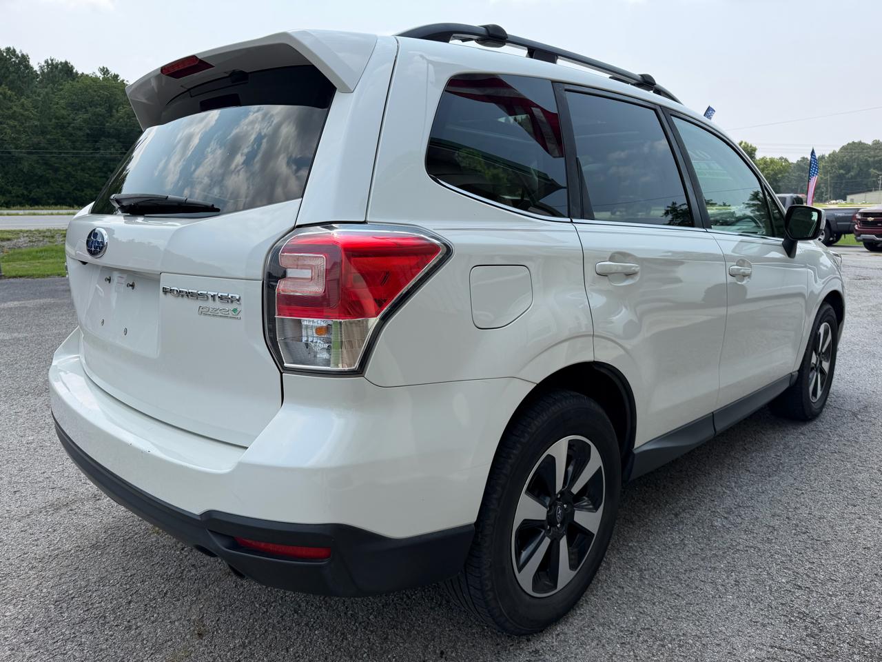 Subaru Forester 2.5i Limited 2017