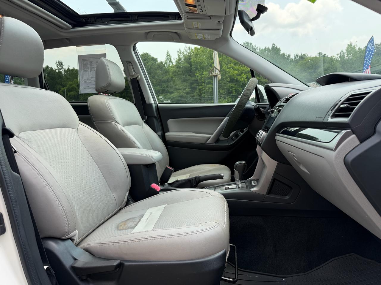 Subaru Forester 2.5i Limited 2017