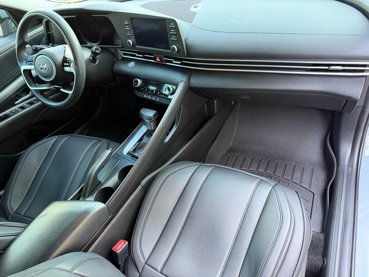 Hyundai Elantra SEL 2022