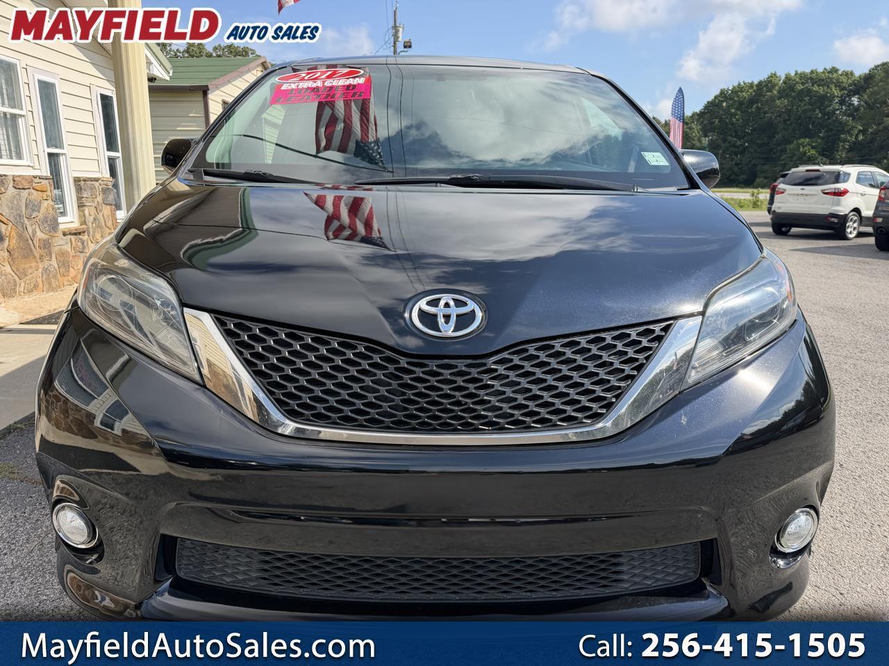 Toyota Sienna SE 8-Passenger 2017