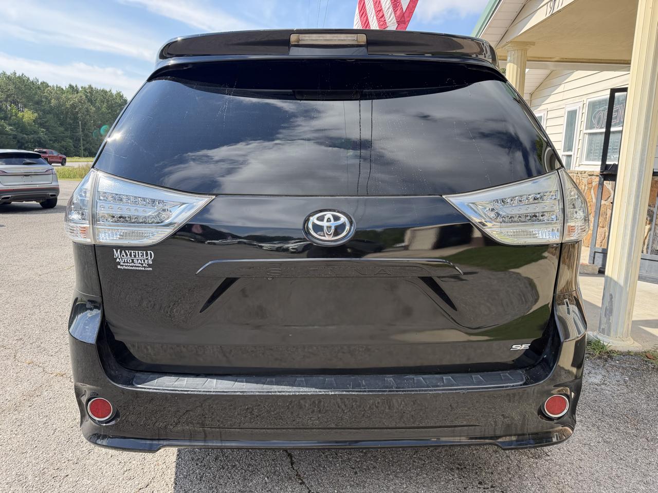 Toyota Sienna SE 8-Passenger 2017
