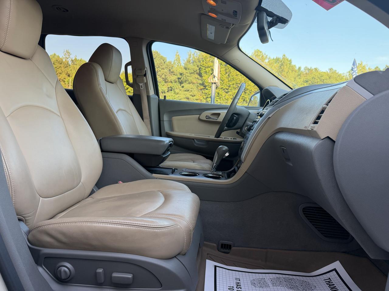 Chevrolet Traverse LT 2012