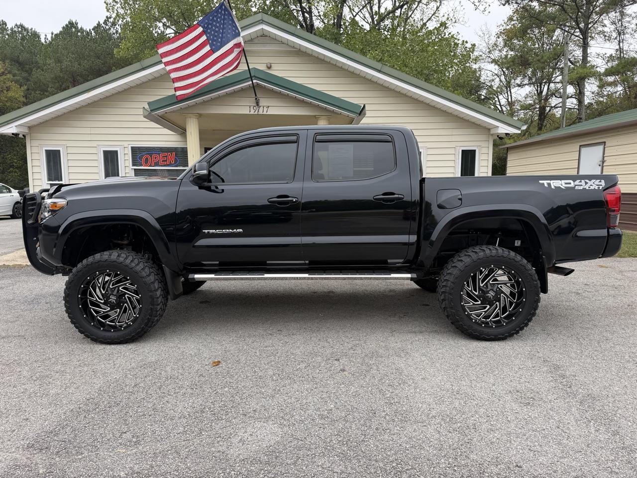 Toyota Tacoma  2019